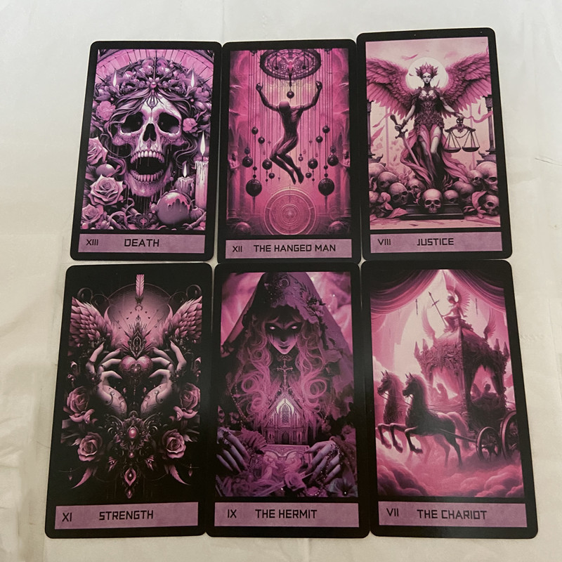 Różowa gotycka talia tarotu, 7 – Board Game Of Life recenzja i cena